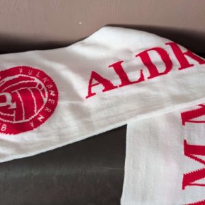 Halsduk (Aldrig Ensam med oss)